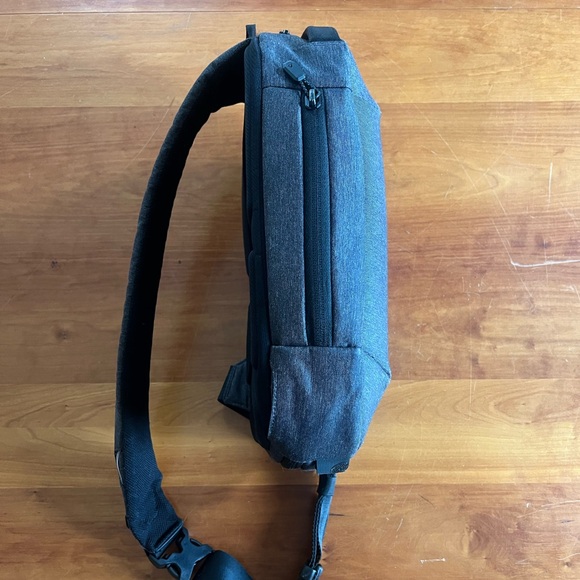 Nomatic Navigator Lite Sling 6L - Picture 2 of 7